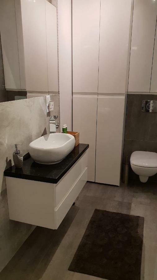 Apartament Nad Odra Z Tarasem 弗罗茨瓦夫 外观 照片